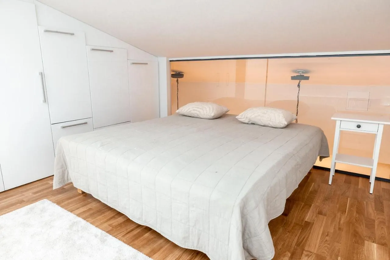 2Ndhomes Unique & Spacious 2-Storey Apartment With Sauna Helsinki