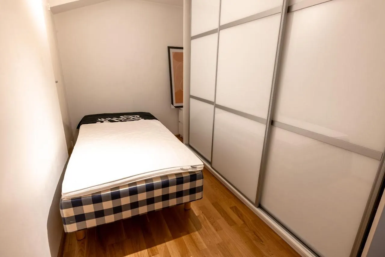 2Ndhomes Unique & Spacious 2-Storey Apartment With Sauna Helsinki 0*,  Finland